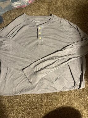 Goodfellow & Co Light Gray Long-Sleeve Henley with Button Placket